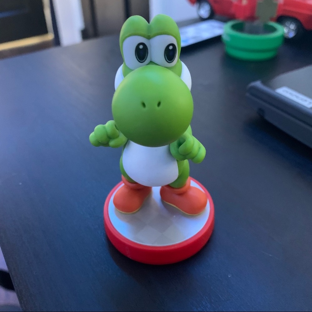 Yoshi Amibo